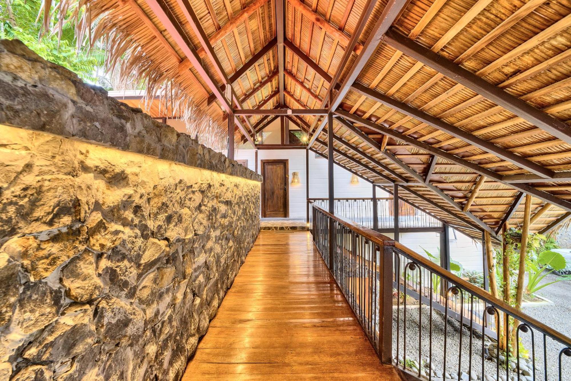 Conga Boutique Hotel Puerto Viejo de Talamanca Екстер'єр фото