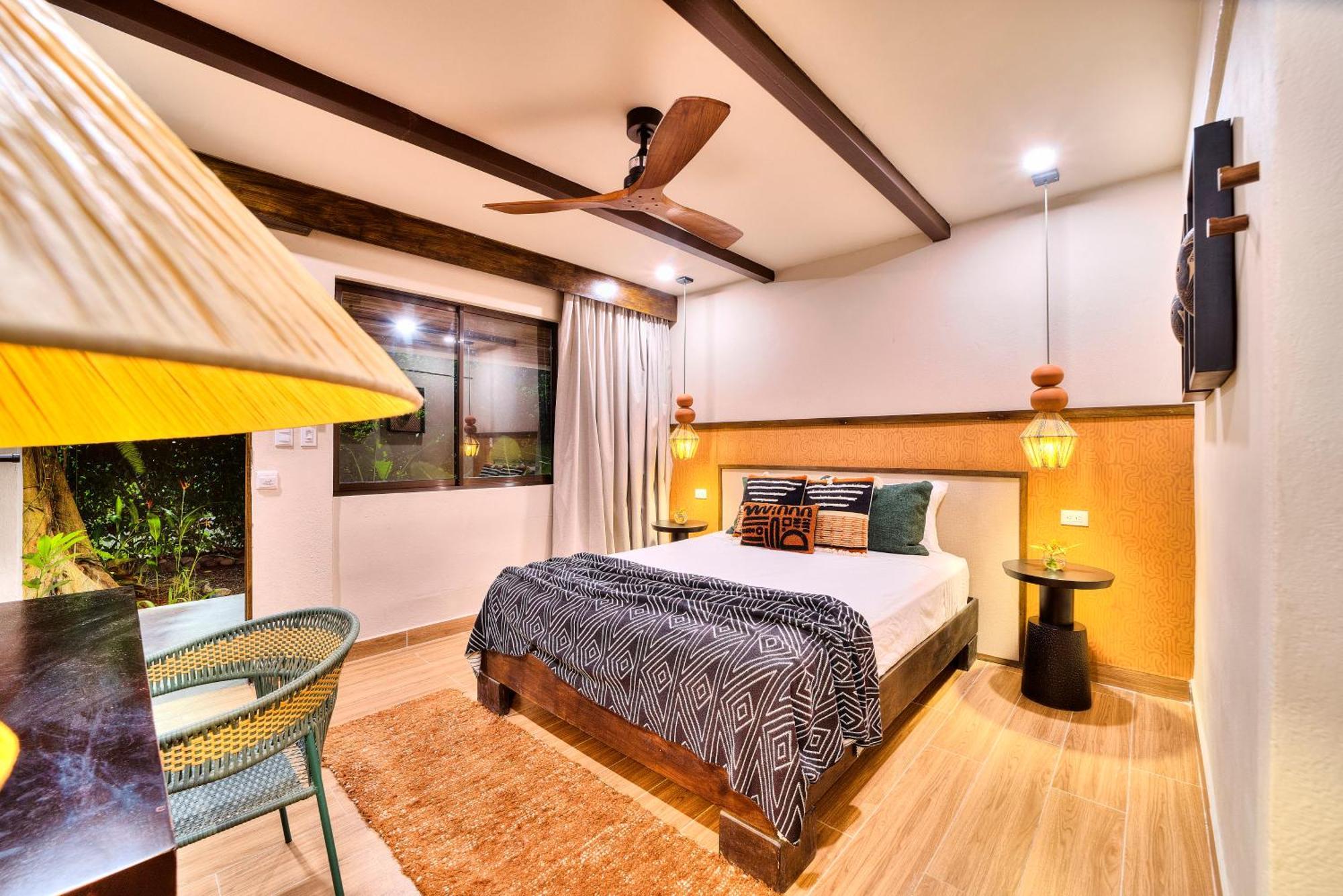 Conga Boutique Hotel Puerto Viejo de Talamanca Екстер'єр фото